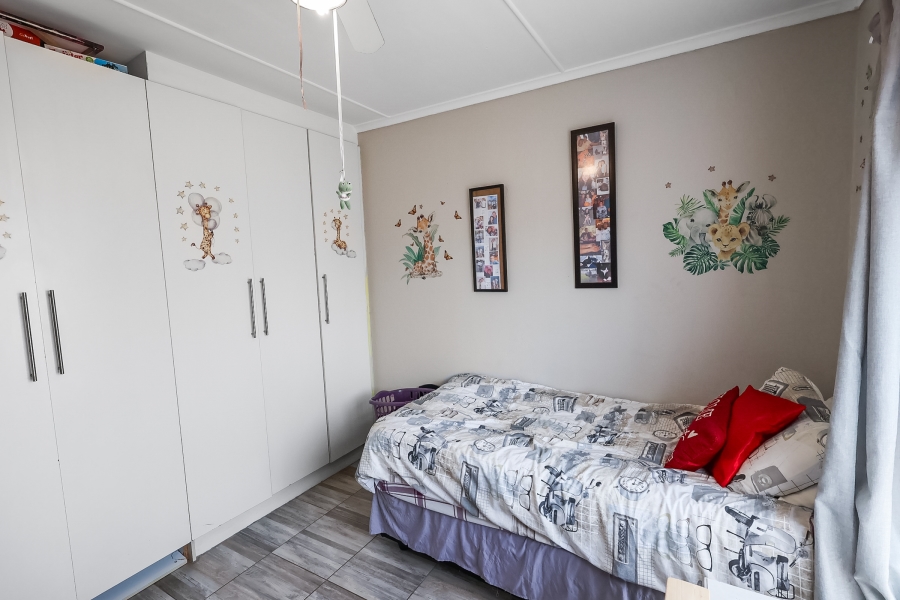 To Let 2 Bedroom Property for Rent in Sunnyridge Eastern Cape